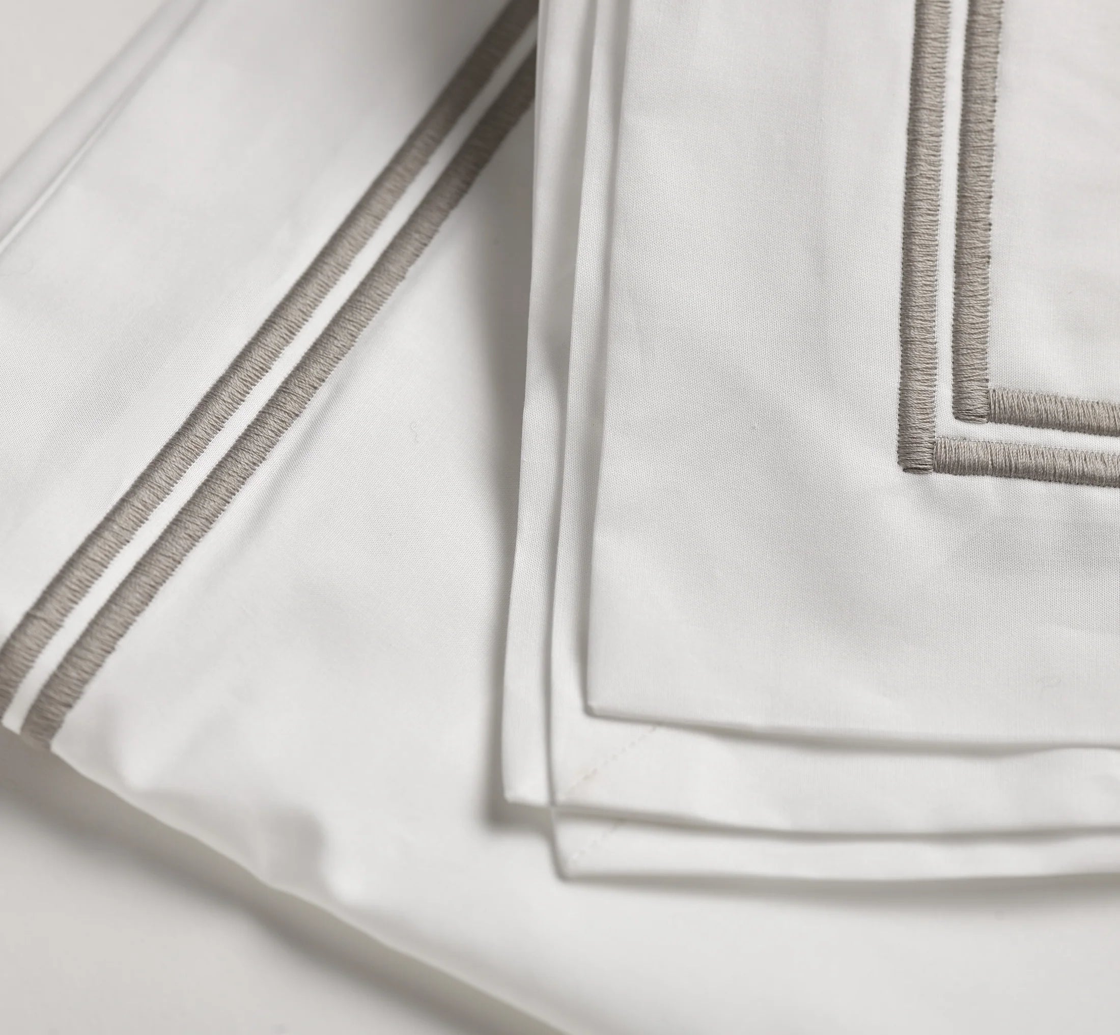 2 Row Classic Cord Pillowcase