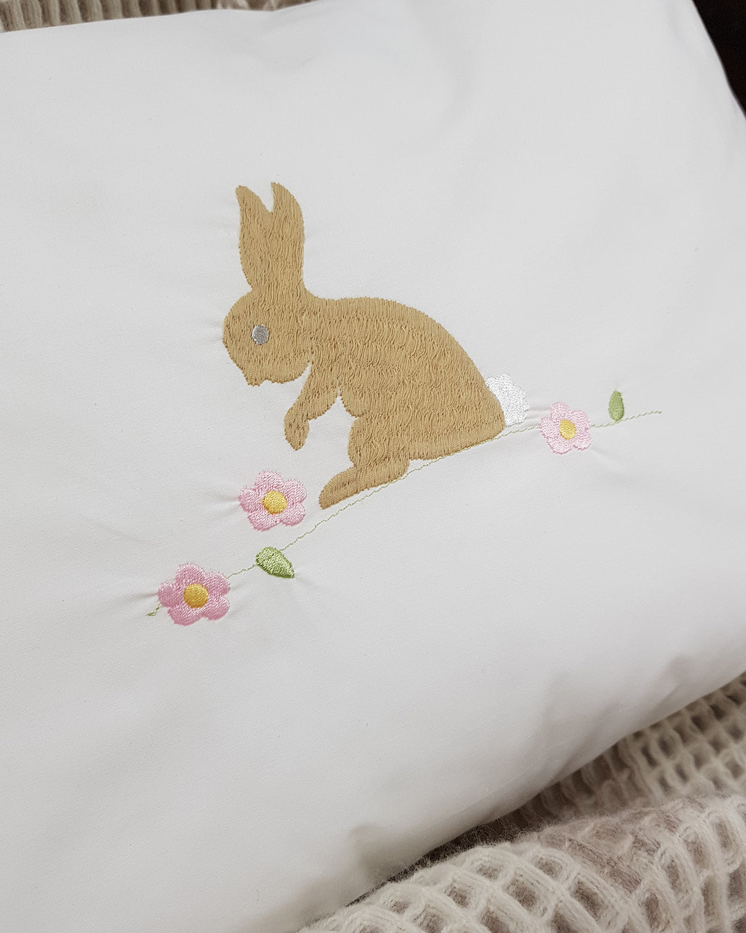 Stepping into Spring: Your Guide to Dressing the Easter Table