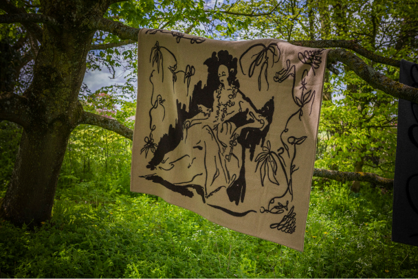 Peter Reed luxury embroidered throws and towels