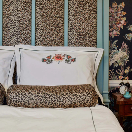 The stuff that dreams nay, fantasies are made of. Embroidered with the imaginary blooms of FLORA FANTASIA, this sumptuous bedding set is made for House of Hackney by Peter Reed.